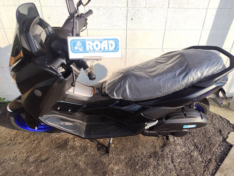 YAMAHAヤマハ【NMAX125】マッドブラック